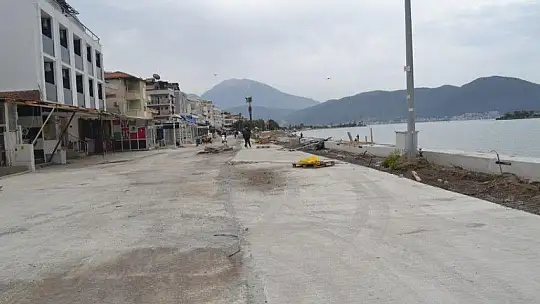 Ay, Ukrayna – Rusya çekişmesi dezavantaj oldu