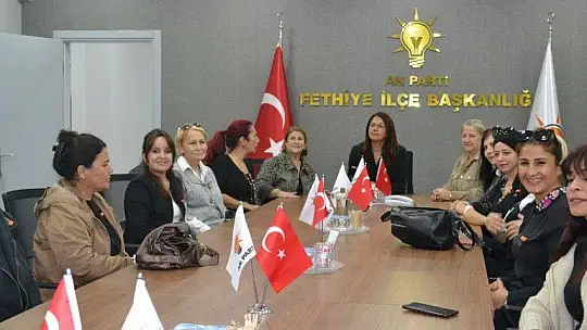 Türk Kadınlar Birliği Ak Parti Kadın Kolları Başkanı'nı Ziyaret Etti