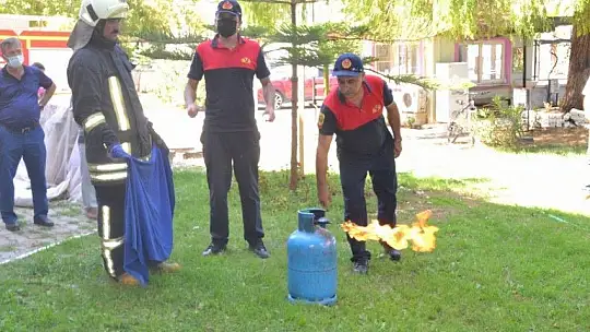 Fethiye ASMK Meslek Yüksekokulunda Gerçeği Aratmayan Yangın Tatbikatı Gerçekleştirildi