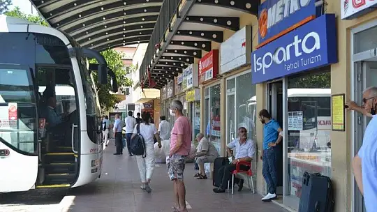 Kurban Bayramı öncesi otogarda yoğunluk yaşanıyor