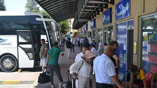 Kurban Bayramı öncesi otogarda yoğunluk yaşanıyor
