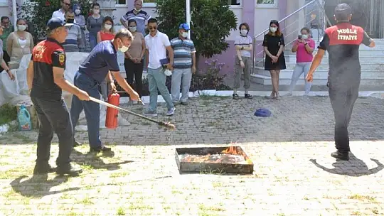 Fethiye ASMK Meslek Yüksekokulunda Gerçeği Aratmayan Yangın Tatbikatı Gerçekleştirildi