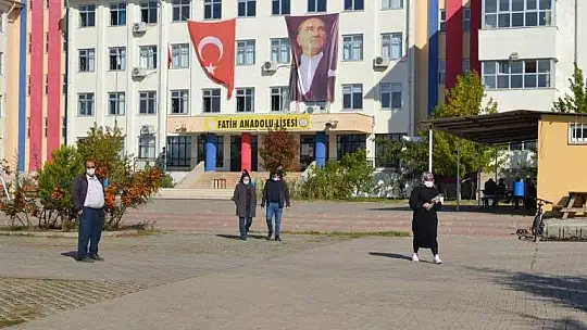 Sınava 3 bin 500 aday katıldı