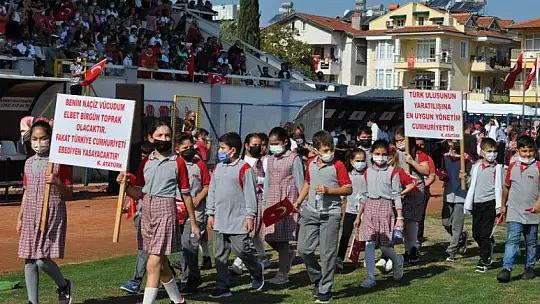 Fethiye'de Cumhuriyet Bayramı Coşkuyla Kutlandı