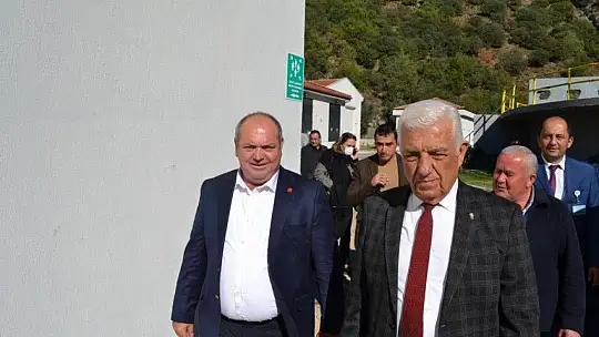 Karaca, 'Cumhuriyet tarihinin en büyük yatırımlarını yapıyoruz'