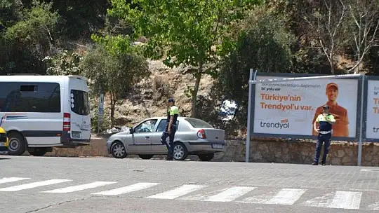 Kurban Bayramı Öncesi Ölüdeniz Tıklım Tıklım Doldu