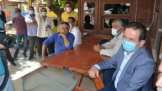 AK Parti MKYK Üyesi Hıdır, Ölüdeniz esnaflarını ziyaret etti