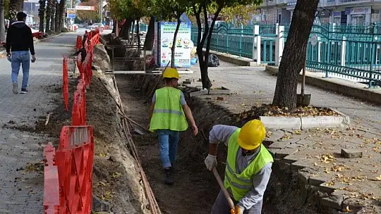 Altyapı çalışmaları devam ediyor