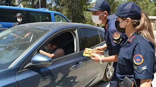 Jandarmadan Bayram Çikolatası