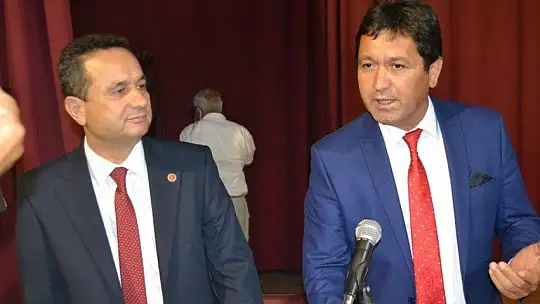 Muhtar 'Niyazi Canözü' Tekrar Başkan Seçildi