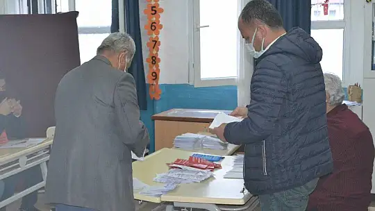 Başkanlık yarışının galibi Soydemir