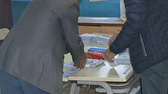 Başkanlık yarışının galibi Soydemir