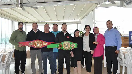 BOKSÖR ALCU, BASIN MENSUPLARI İLE KAHVALTIDA BULUŞTU