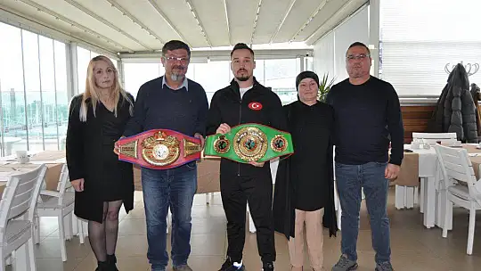 BOKSÖR ALCU, BASIN MENSUPLARI İLE KAHVALTIDA BULUŞTU