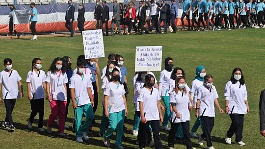 Fethiye'de Cumhuriyet Bayramı Coşkuyla Kutlandı