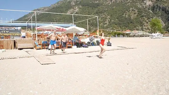 Kısıtlamada plajlar tatilcilere kaldı 