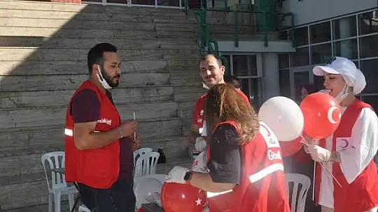 Kızılay'dan Cumhuriyet Bayramı etkinliği