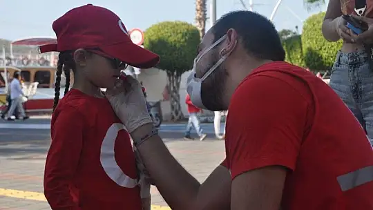 Kızılay'dan Cumhuriyet Bayramı etkinliği
