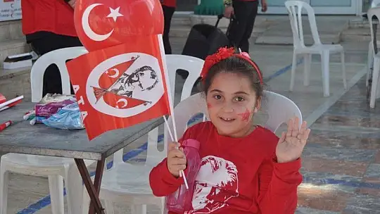 Kızılay'dan Cumhuriyet Bayramı etkinliği