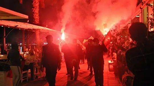 Cumhuriyet Yürüyüşüne yoğun katılım
