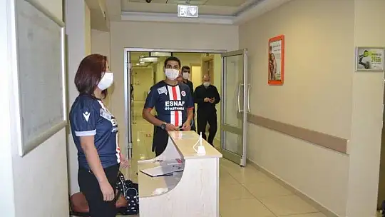 Esnaf Hastanesi'nden Fethiyespora formalı destek