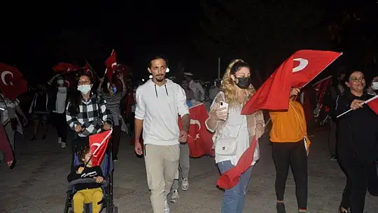 Cumhuriyet Yürüyüşüne yoğun katılım