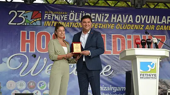 Ölüdeniz Hava Oyunları Festivali Halk Oyunlarıyla Başladı