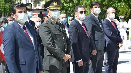 Gençlik ve Spor Bayramına buruk kutlama