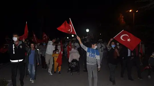Cumhuriyet Yürüyüşüne yoğun katılım