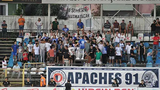 FETHİYESPOR EVİNDE KİMSEYİ AFFETMİYOR 3-1