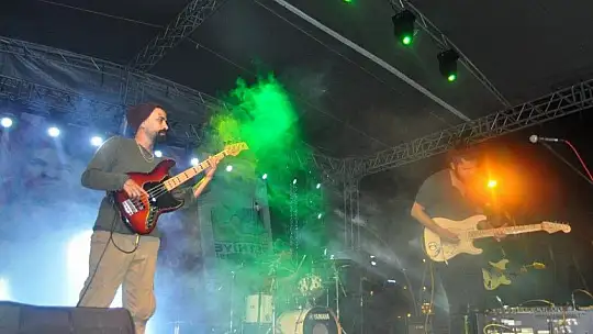 C'NB ve COVERMAN'den Cumhuriyet konseri