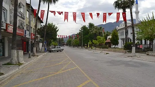 82 saatlik kısıtlama devam ediyor