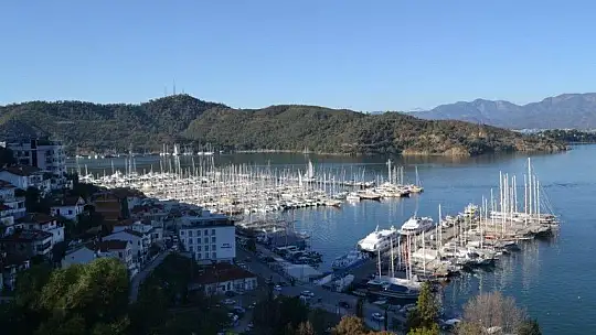 Gençlerin buluşma noktası Âşıklar Tepesi