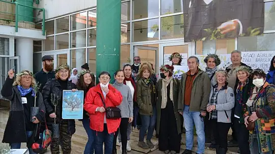 Zeytinliklerin madenciliğe açılması protesto edildi