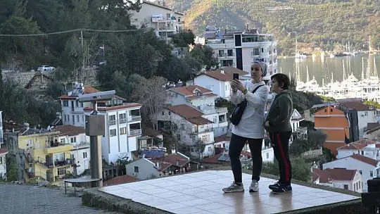 Gençlerin buluşma noktası Âşıklar Tepesi