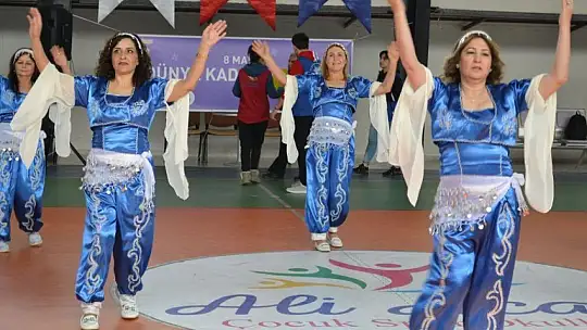 Emekçi kadınlar için bisiklet turu