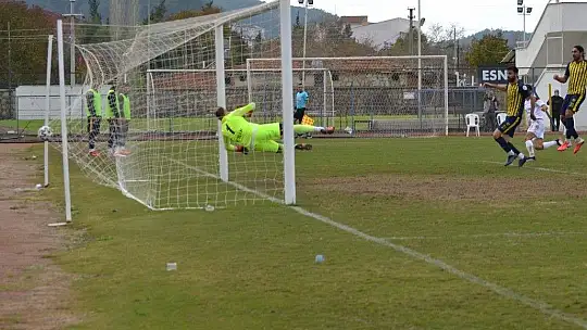 Fethiyespor'da çifte sevinç