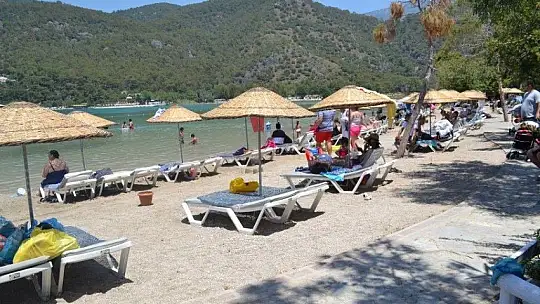 Ölüdeniz Kumburnu Plajı, beş yıldızlı plajları aratmıyor