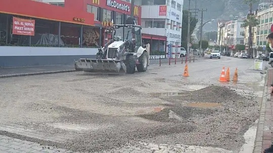 Araç sürücüleri zor anlar yaşadı