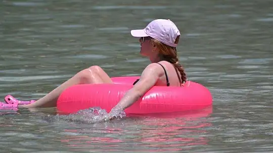 Ölüdeniz Kumburnu Plajı, beş yıldızlı plajları aratmıyor