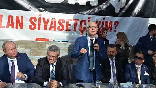 CHP rozet takma törenine yoğun katılım