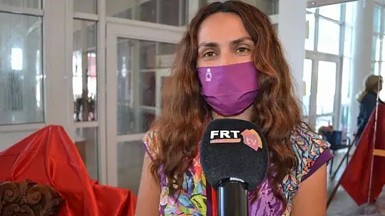 Kadın ressamlar çalışmalarını sergiledi