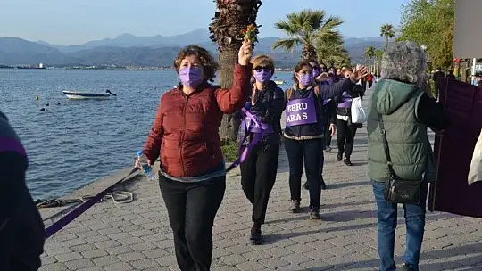 Kadın platformlarından yürüyüş etkinlikleri