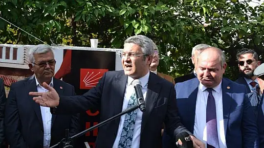 CHP rozet takma törenine yoğun katılım