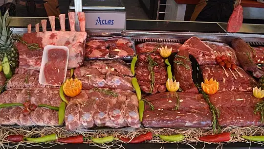 Sürmeli Kasap ve Şarküteri Fethiye halkı ile buluştu