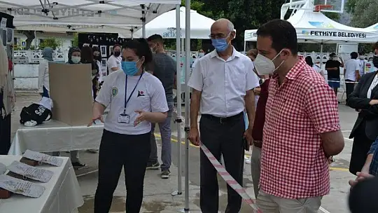 Kaymakam Fırat'tan Göcek Bilim Fuarı'na ziyaret