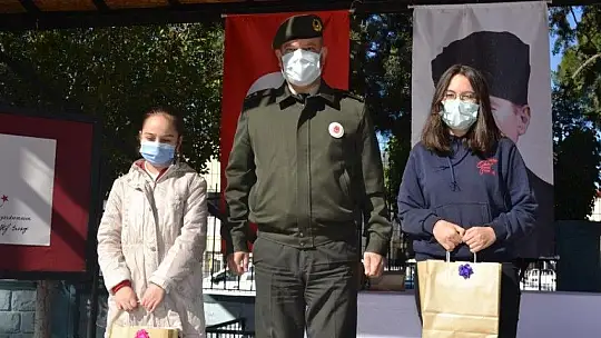 İstiklal Marşı'nın Kabulü bugün 100. kez kutlandı