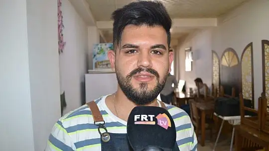 Seydikemerli genç ressam, işletmelerin yüzünü güzelleştiriyor