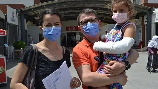 3 yaşındaki çocuğun kolunu köpek parçaladı