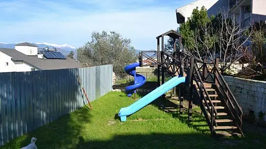Mahalle halkının park sevinci